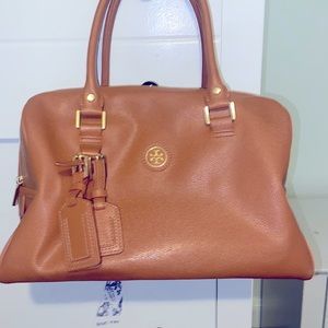 Tory burch carry bag